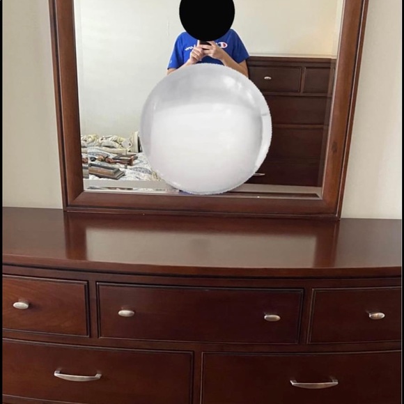 Wooden bed set - Picture 5 of 7